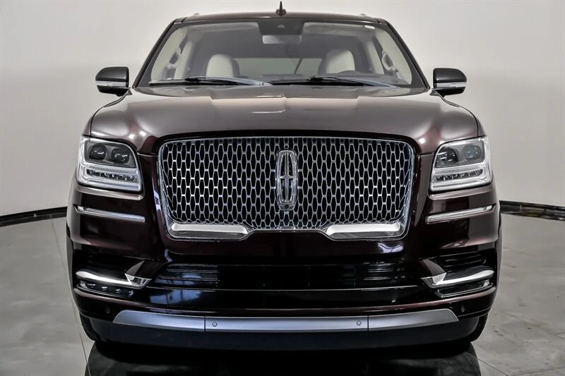 2019 Lincoln Navigator 4th Gen - Image 4 of 21