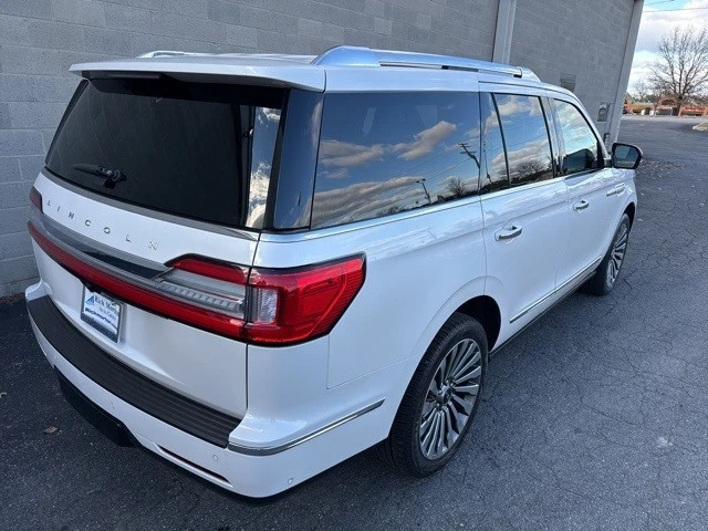 2019 Lincoln Navigator 4th Gen - Image 10 of 12