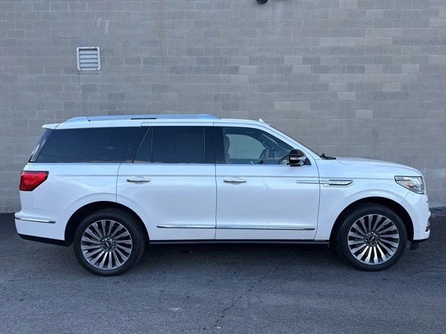 2019 Lincoln Navigator 4th Gen - Image 7 of 12