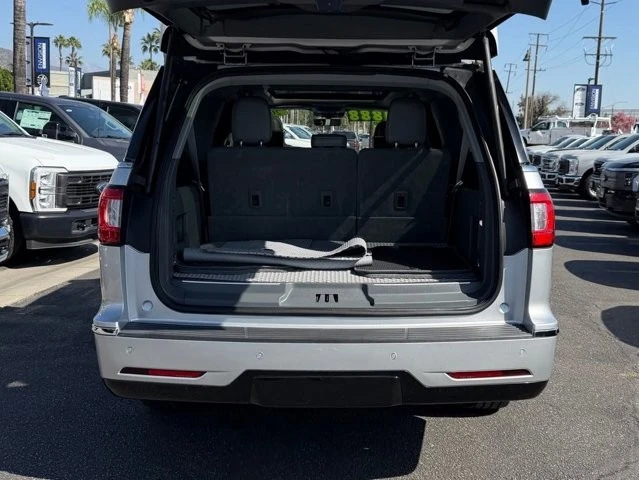 2019 Lincoln Navigator 4th Gen - Image 11 of 12
