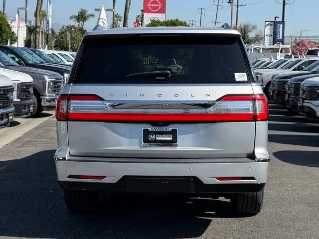 2019 Lincoln Navigator 4th Gen - Image 7 of 12