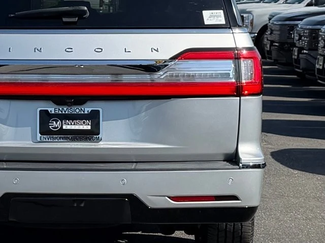 2019 Lincoln Navigator 4th Gen - Image 8 of 12