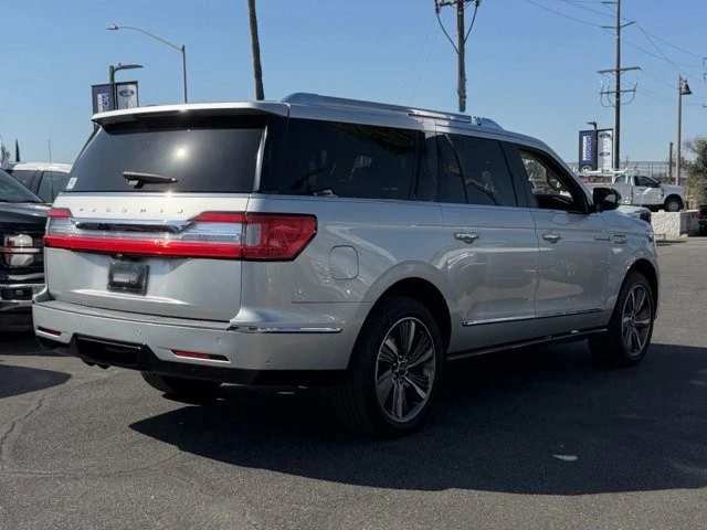 2019 Lincoln Navigator 4th Gen - Image 9 of 12