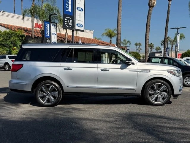 2019 Lincoln Navigator 4th Gen - Image 10 of 12