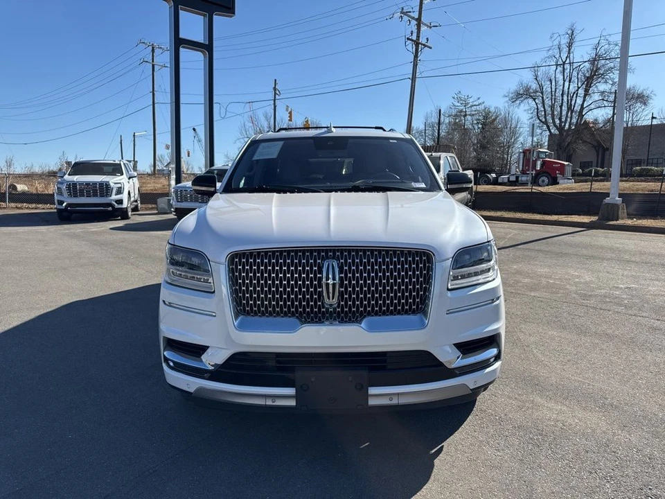 2019 Lincoln Navigator 4th Gen - Image 8 of 12