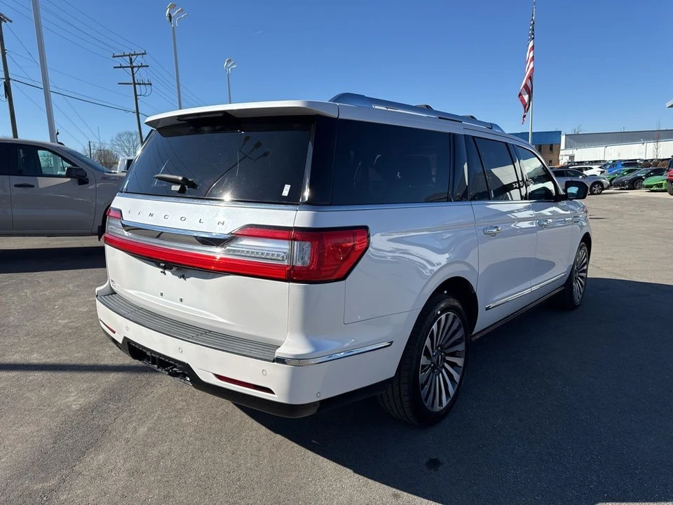 2019 Lincoln Navigator 4th Gen - Image 5 of 12
