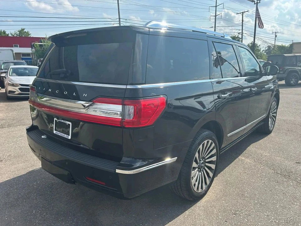 2019 Lincoln Navigator 4th Gen - Image 5 of 12