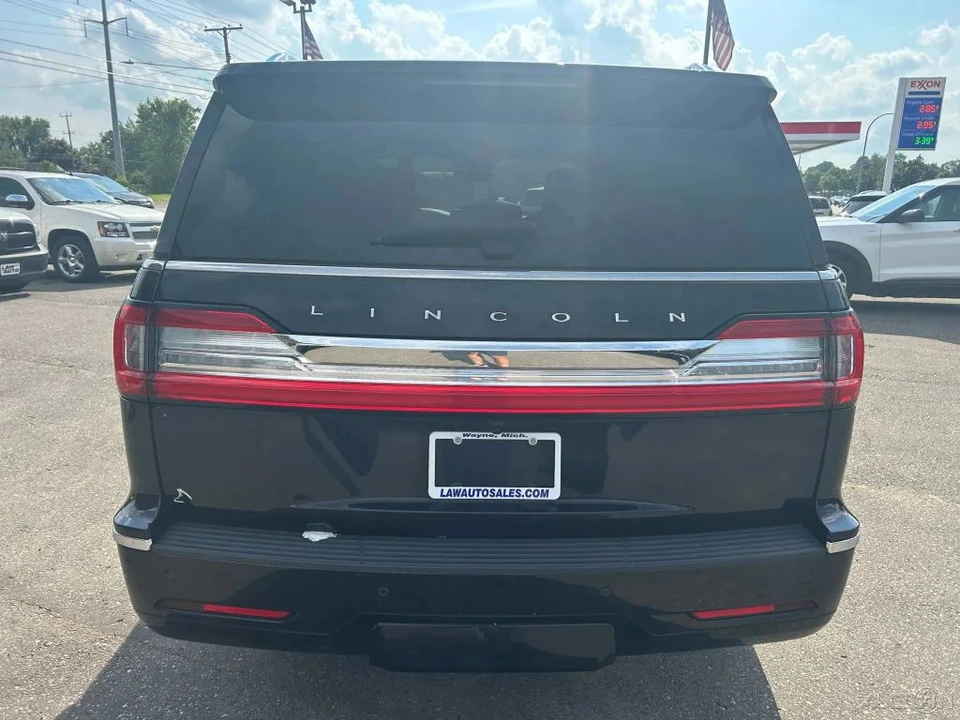 2019 Lincoln Navigator 4th Gen - Image 6 of 12