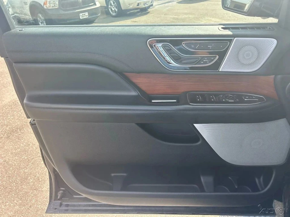 2019 Lincoln Navigator 4th Gen - Image 21 of 21