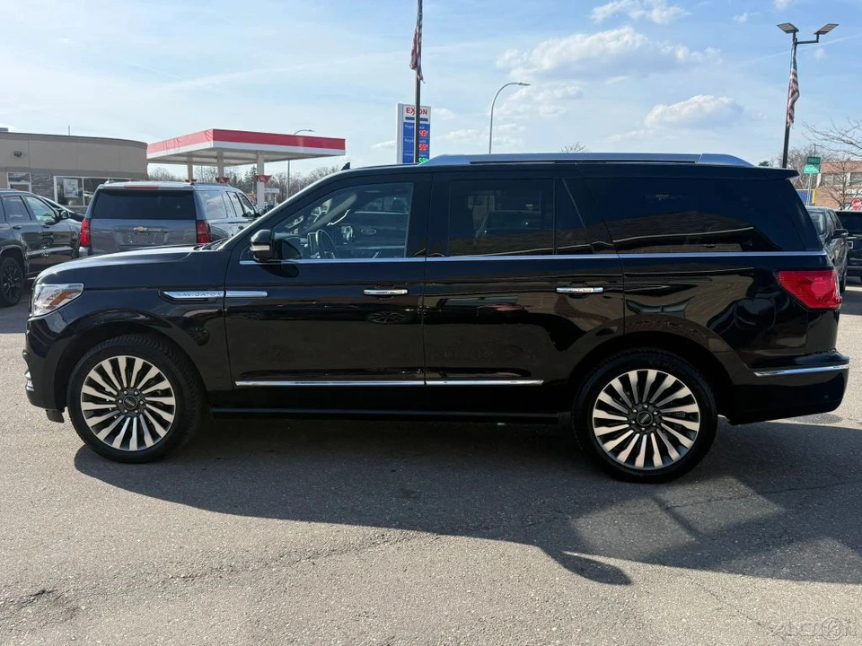 2019 Lincoln Navigator 4th Gen - Image 8 of 12