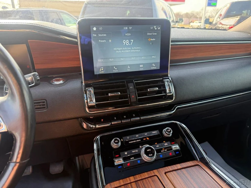 2019 Lincoln Navigator 4th Gen - Image 21 of 21