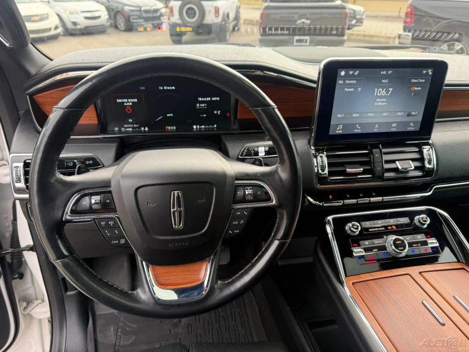 2019 Lincoln Navigator 4th Gen - Image 20 of 21