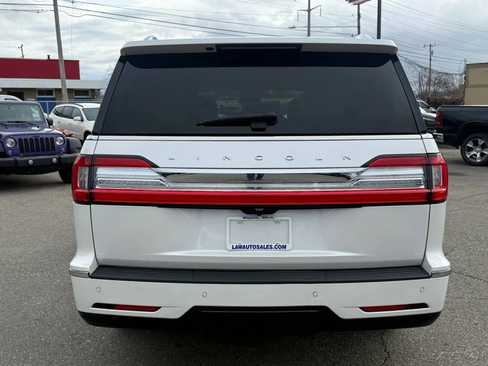 2019 Lincoln Navigator 4th Gen - Image 6 of 21