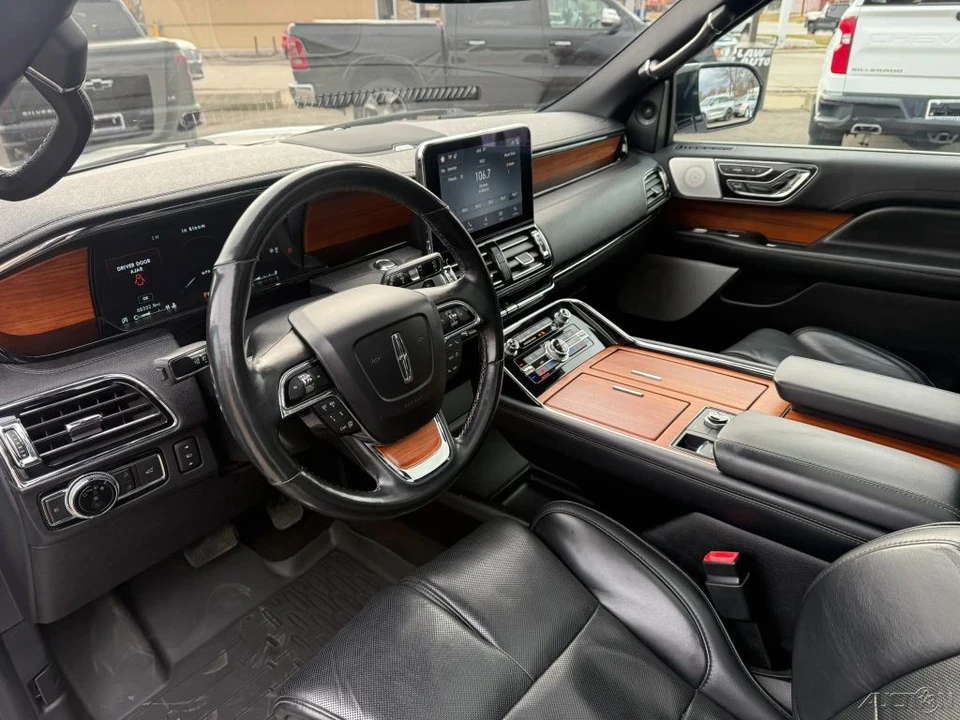 2019 Lincoln Navigator 4th Gen - Image 17 of 21