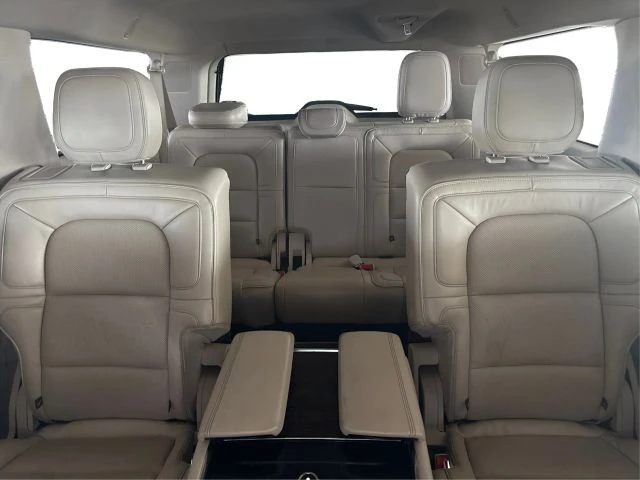 2019 Lincoln Navigator 4th Gen - Image 15 of 21