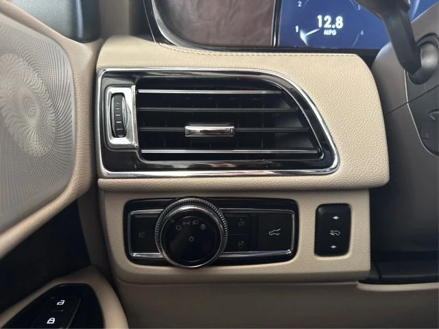 2019 Lincoln Navigator 4th Gen - Image 18 of 21