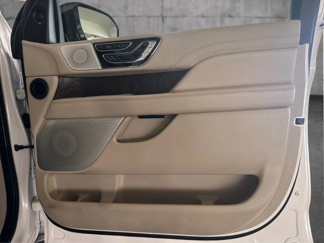 2019 Lincoln Navigator 4th Gen - Image 21 of 21