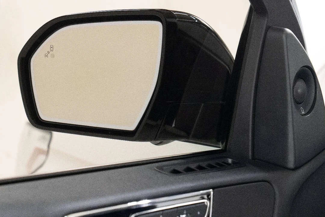 2019 Lincoln Navigator 4th Gen - Image 11 of 12