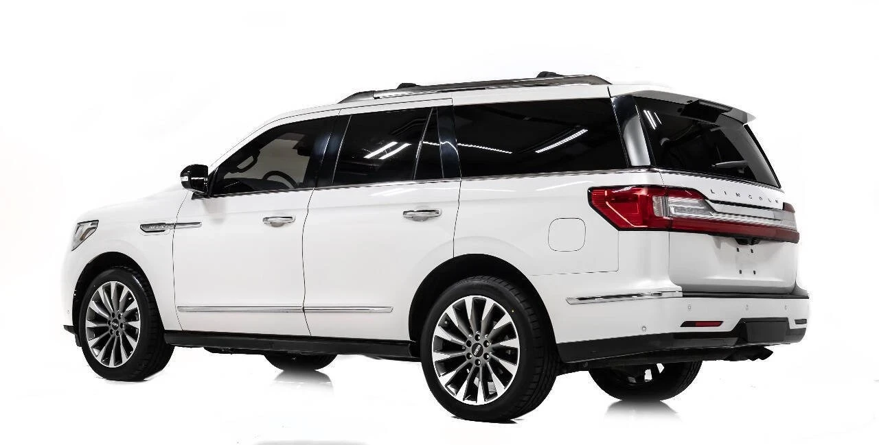 2019 Lincoln Navigator 4th Gen - Image 4 of 12