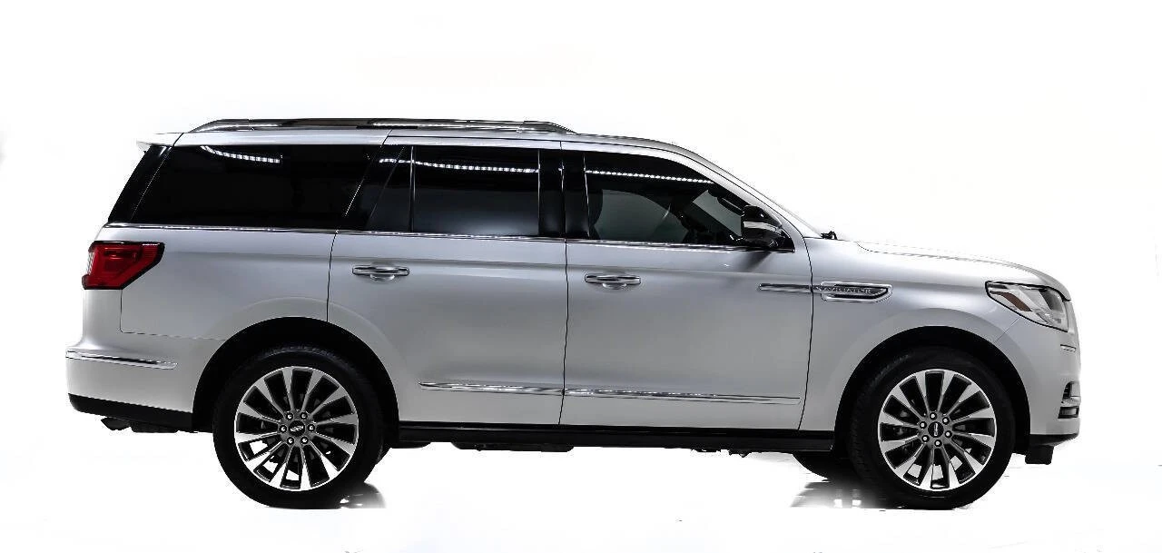 2019 Lincoln Navigator 4th Gen - Image 5 of 12