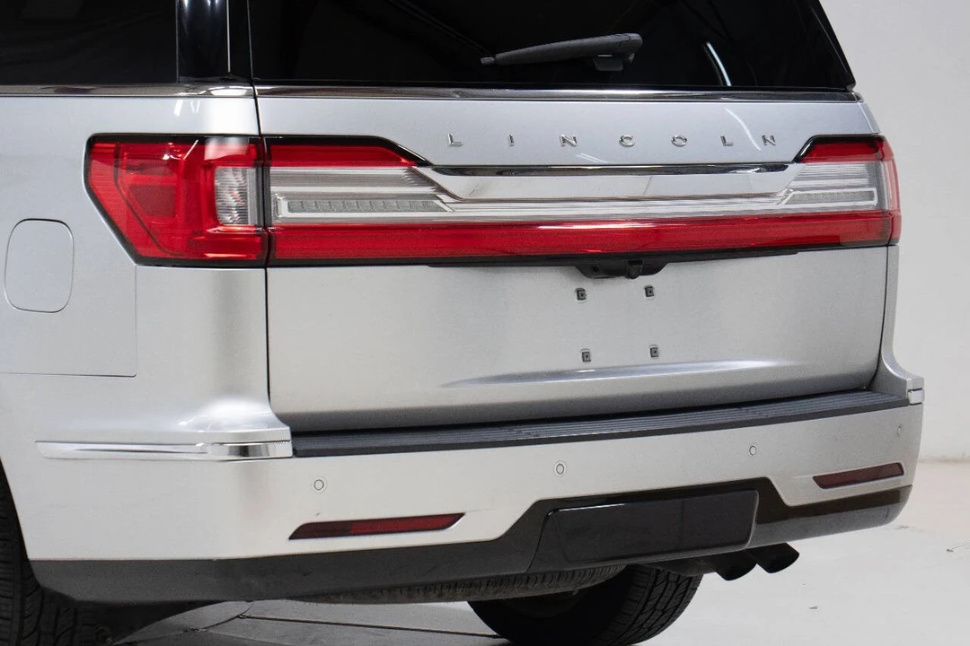 2019 Lincoln Navigator 4th Gen - Image 12 of 12