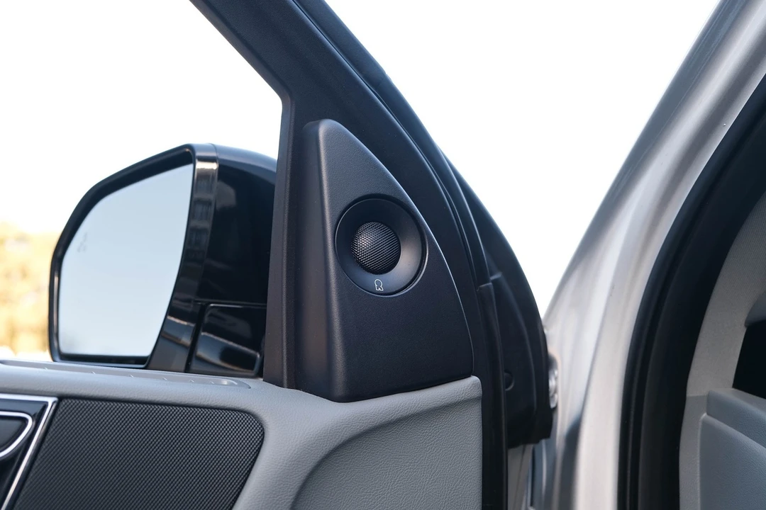 2019 Lincoln Navigator 4th Gen - Image 16 of 21