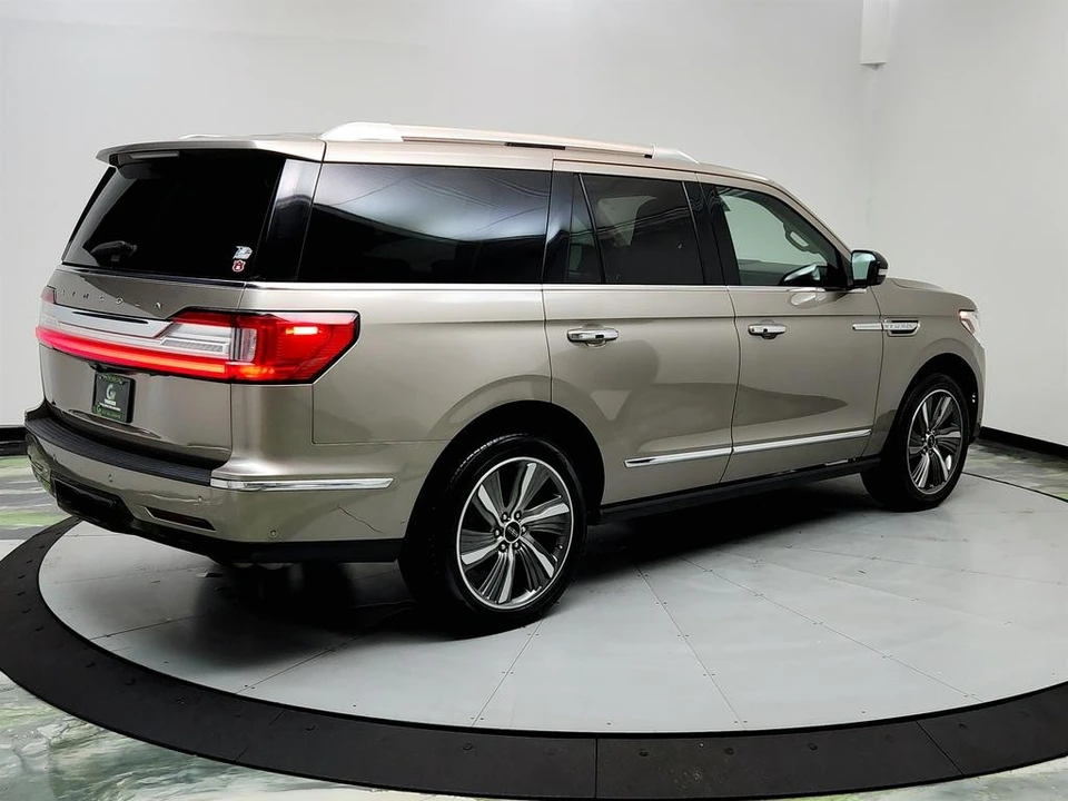 2019 Lincoln Navigator 4th Gen - Image 5 of 12