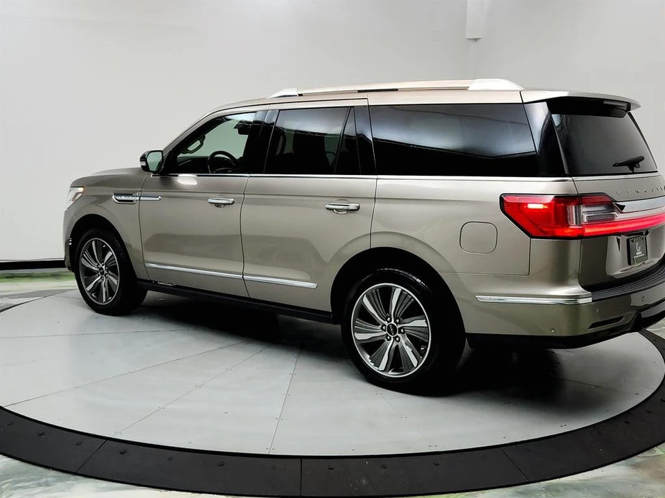 2019 Lincoln Navigator 4th Gen - Image 7 of 12