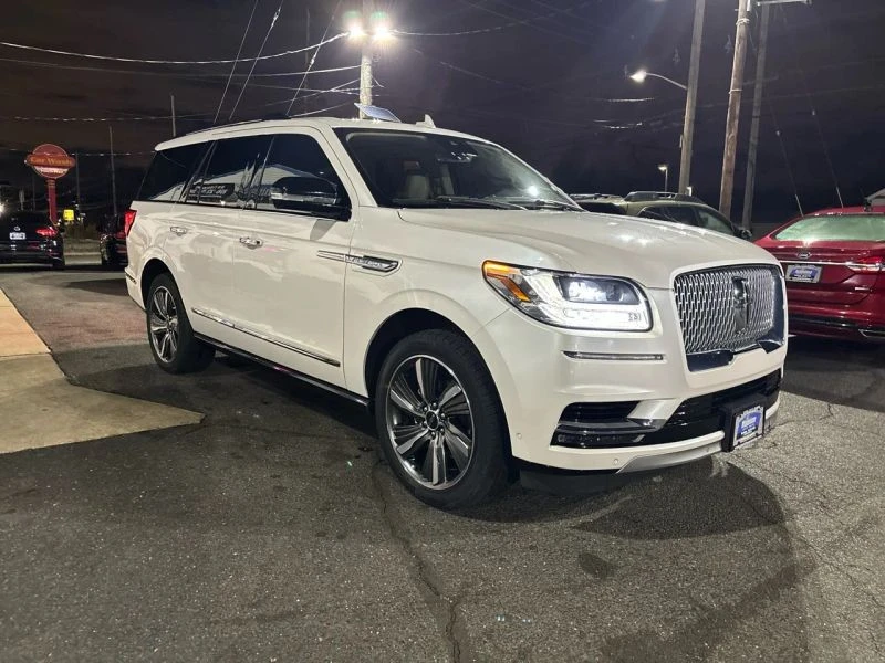 2019 Lincoln Navigator 4th Gen - Image 8 of 12
