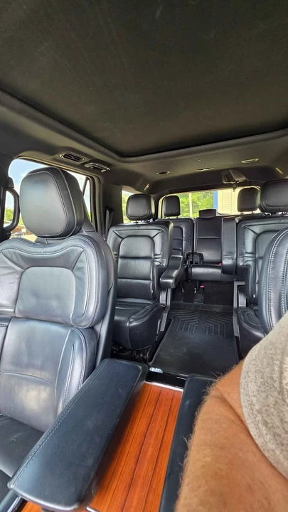 2019 Lincoln Navigator 4th Gen - Image 12 of 16