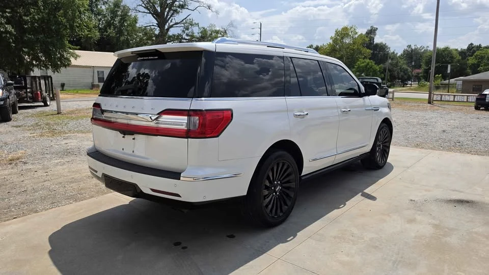 2019 Lincoln Navigator 4th Gen - Image 3 of 16