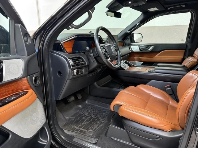2019 Lincoln Navigator 4th Gen - Image 11 of 21