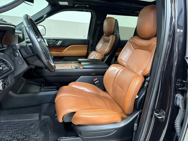 2019 Lincoln Navigator 4th Gen - Image 12 of 21
