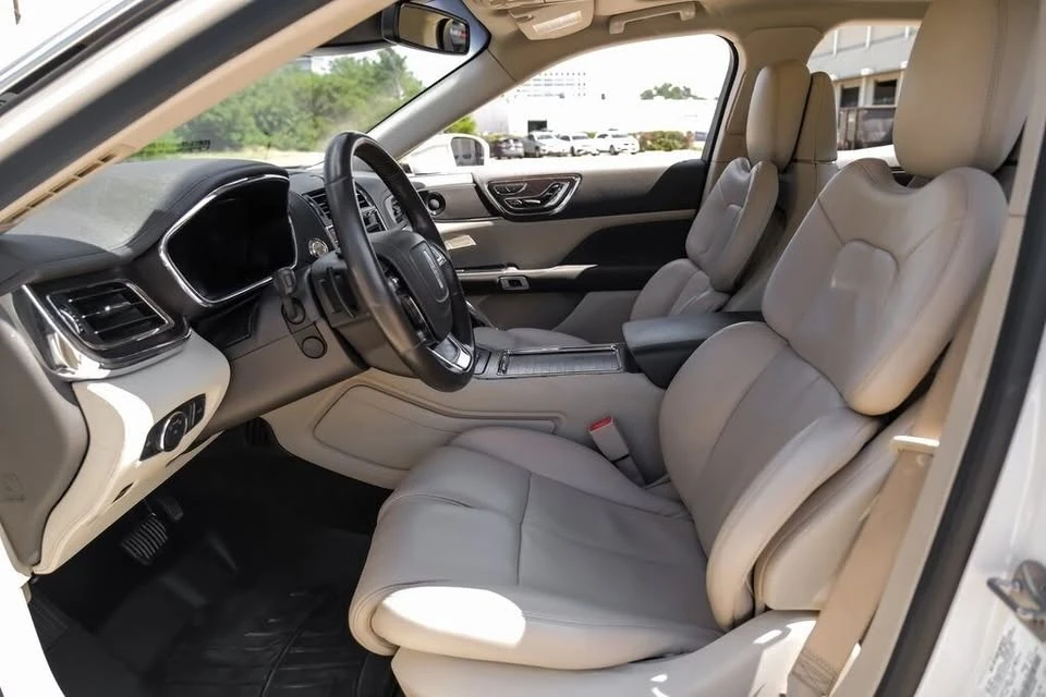 2019 Lincoln Continental 10th Gen - Image 6 of 10