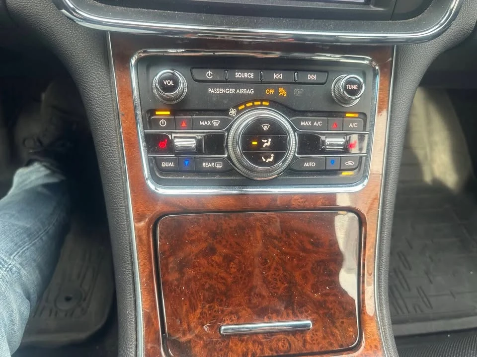 2019 Lincoln Continental 10th Gen - Image 20 of 20