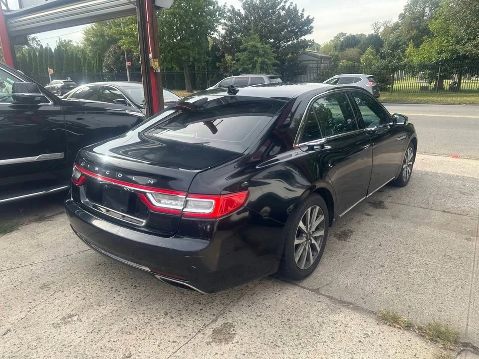 2019 Lincoln Continental 10th Gen - Image 3 of 20