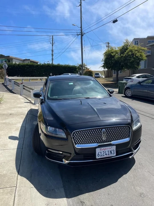 2019 Lincoln Continental 10th Gen - Image 3 of 8