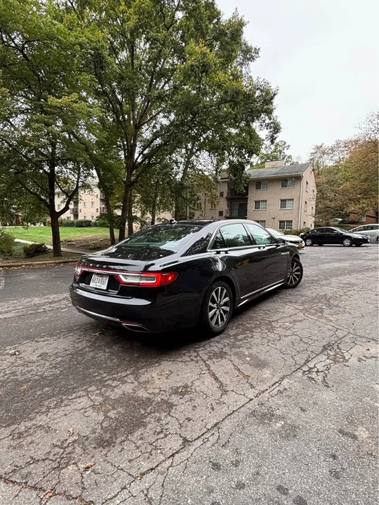 2019 Lincoln Continental 10th Gen - Image 4 of 13