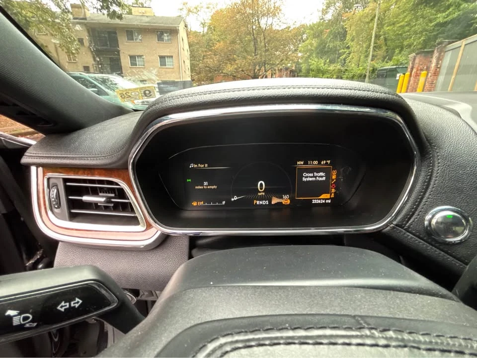 2019 Lincoln Continental 10th Gen - Image 12 of 13