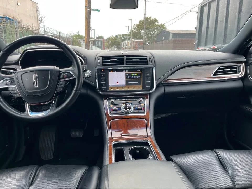 2019 Lincoln Continental 10th Gen - Image 11 of 16