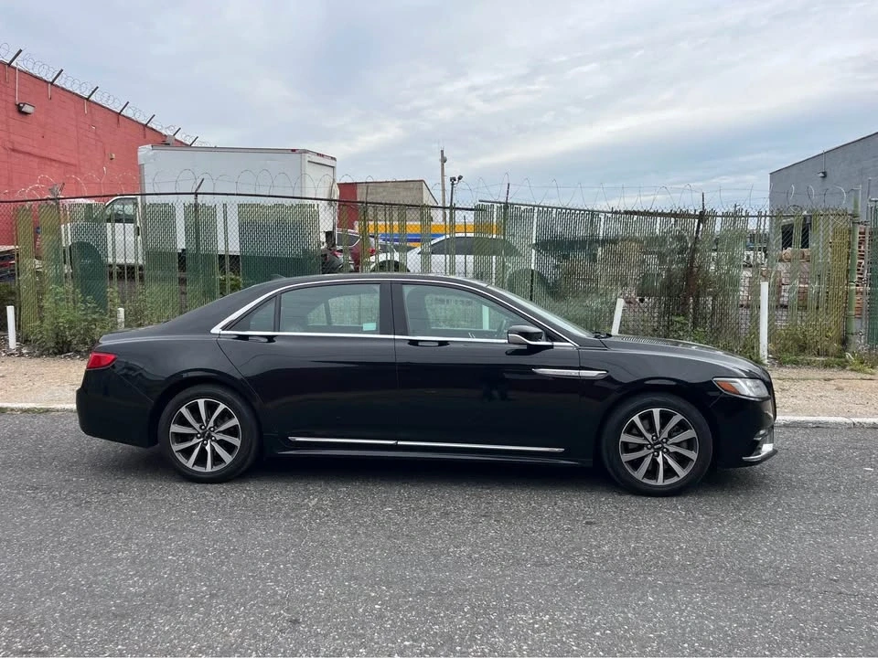 2019 Lincoln Continental 10th Gen - Image 3 of 16