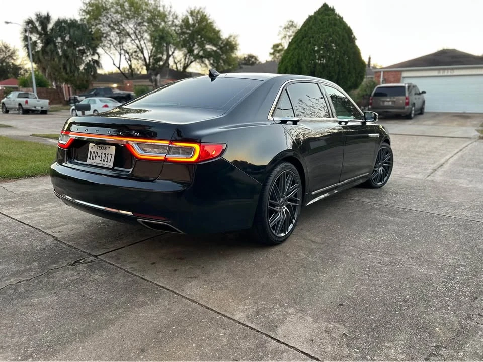 2019 Lincoln Continental 10th Gen - Image 5 of 12