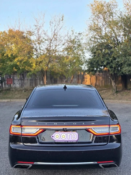 2019 Lincoln Continental 10th Gen - Image 5 of 12