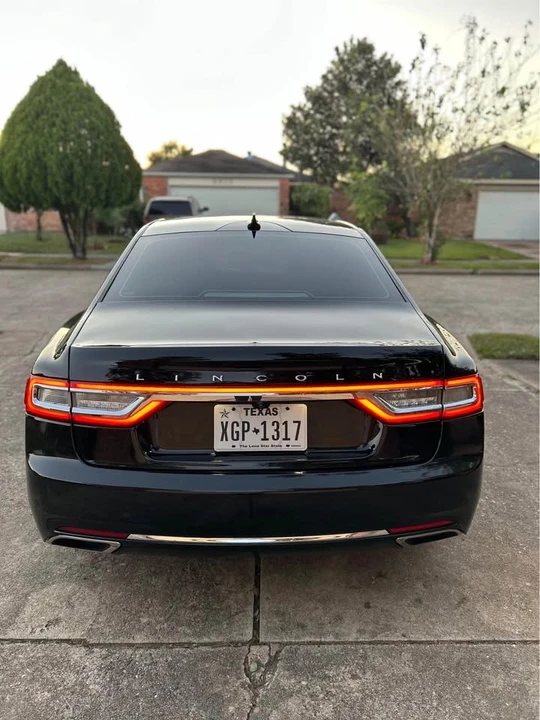 2019 Lincoln Continental 10th Gen - Image 5 of 17