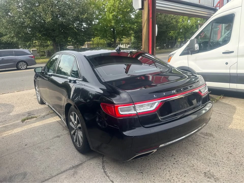 2019 Lincoln Continental 10th Gen - Image 5 of 19