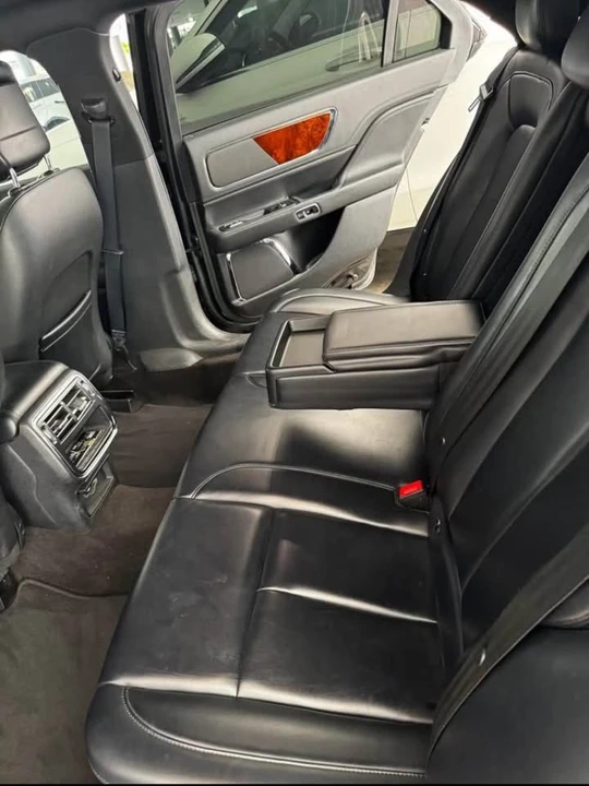 2019 Lincoln Continental 10th Gen - Image 8 of 8