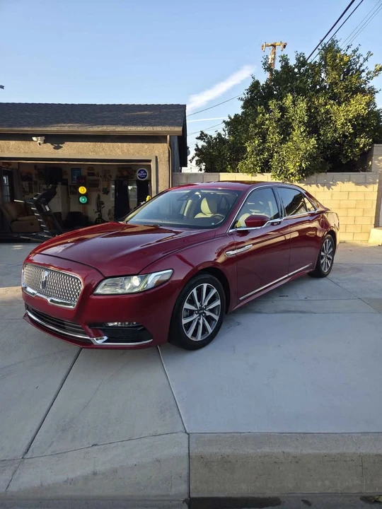 2019 Lincoln Continental 10th Gen - Image 4 of 10