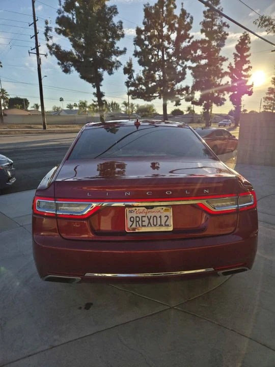 2019 Lincoln Continental 10th Gen - Image 9 of 10