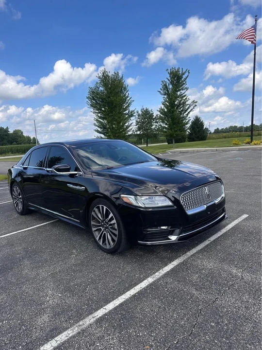2019 Lincoln Continental 10th Gen - Image 3 of 16
