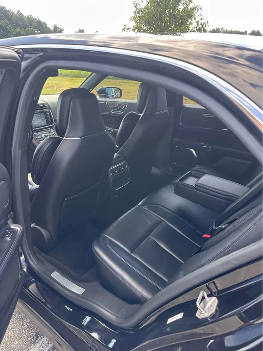 2019 Lincoln Continental 10th Gen - Image 10 of 16